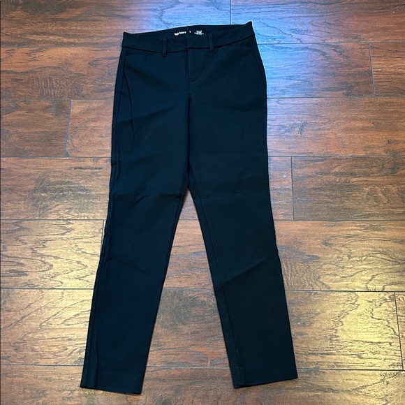 Old Navy Pants - Old Navy High-Rise Pixie Pants Black